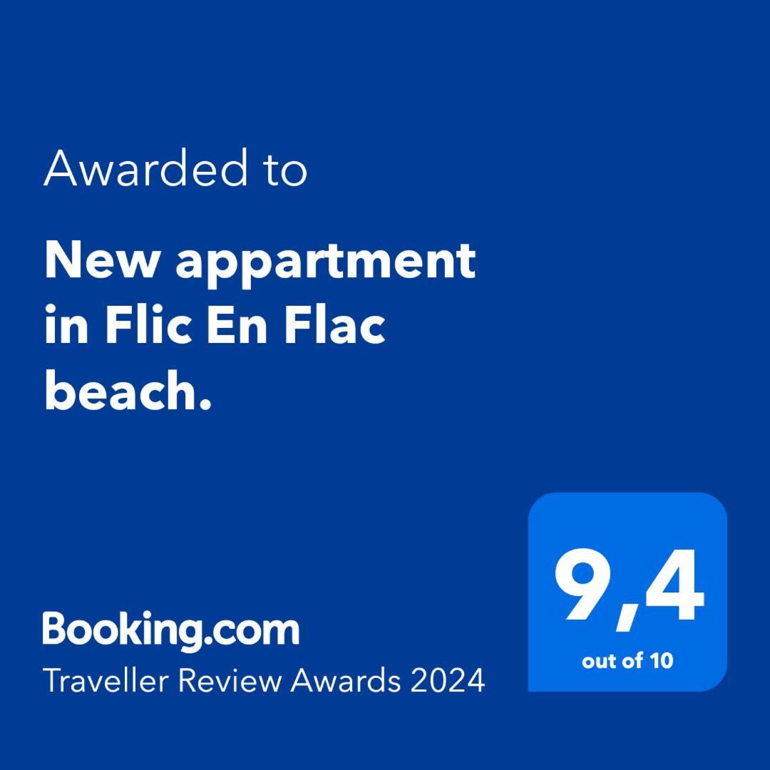 Westside Holidays Flic En Flac Beach Экстерьер фото